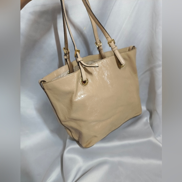 Authentic mk tote bag - Picture 2 of 8